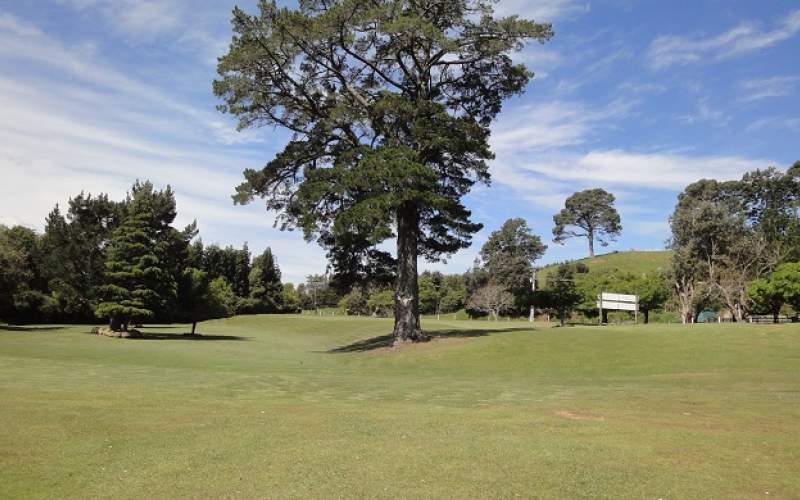 Sapphire Springs Holiday Park & Thermal Pools Full Service Camp New